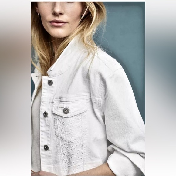 Anthropologie white Stretch Denim Eyelet Lace Trim Denim Jacket XS Fits Large - Picture 3 of 15